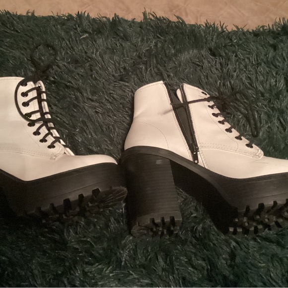 Combat boots - Picture 4 of 7